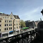 Di-ann Centre 2*