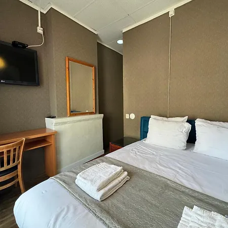 Di-ann Centre 2* Амстердам