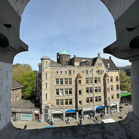 Di-ann Centre