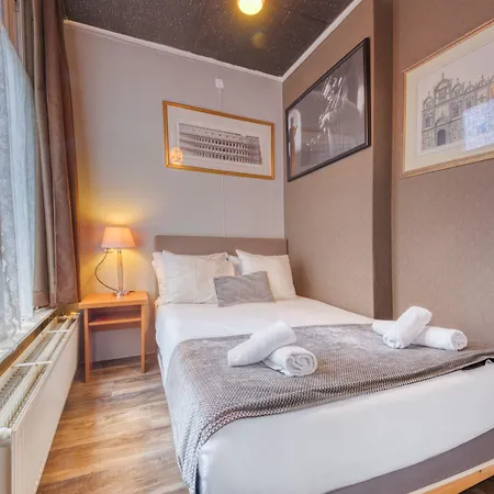 Di-ann Centre 2* Amszterdam