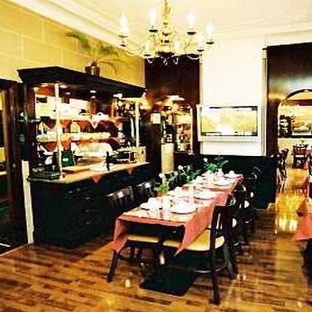 Hotel Di-ann Centre