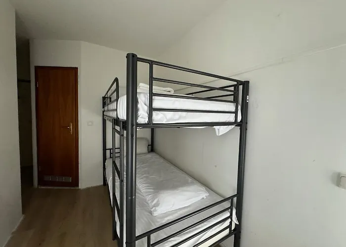 Di-ann Centre Hotel 2*