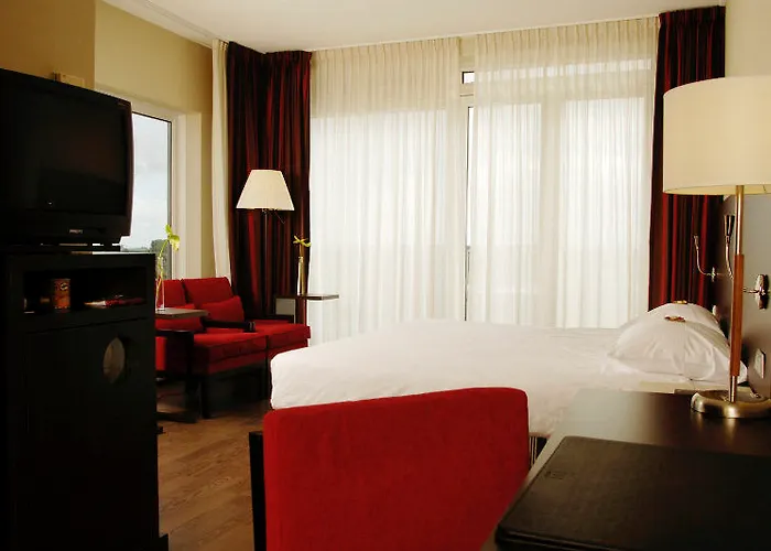 Hotel Di-ann Centre 2*